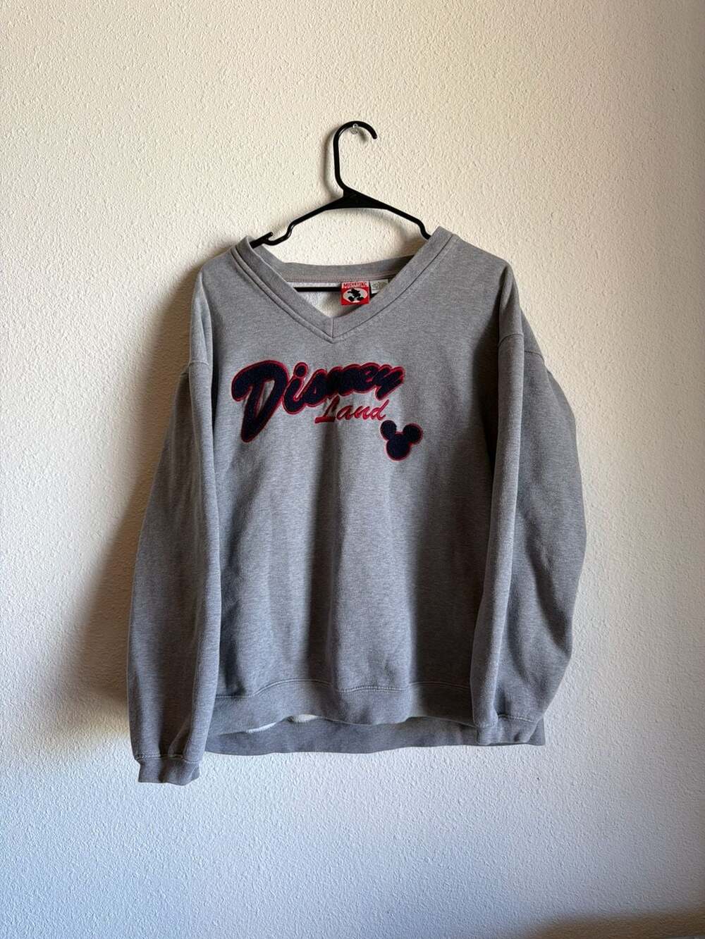 Mickey Inc. Disneyland V-Neck Embroidered Sweatshirt Size L
